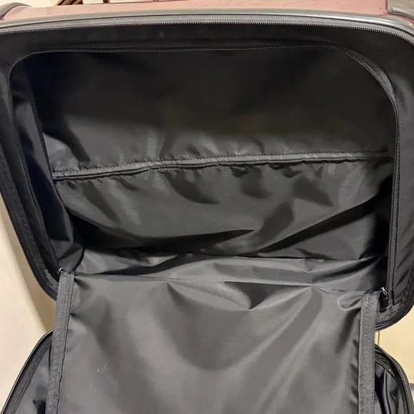 Tumi Vapor International Carry On Spinner Case Hard Shell Luggage 22” 28001CNT - Picture 9 of 11